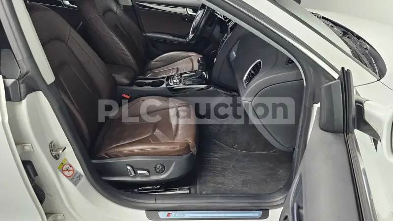 Audi A5 2.0TDI* Quattro* ОБДУХВАНЕ* КАМЕРА* ПАМЕТ, снимка 8 - Автомобили и джипове - 54223938