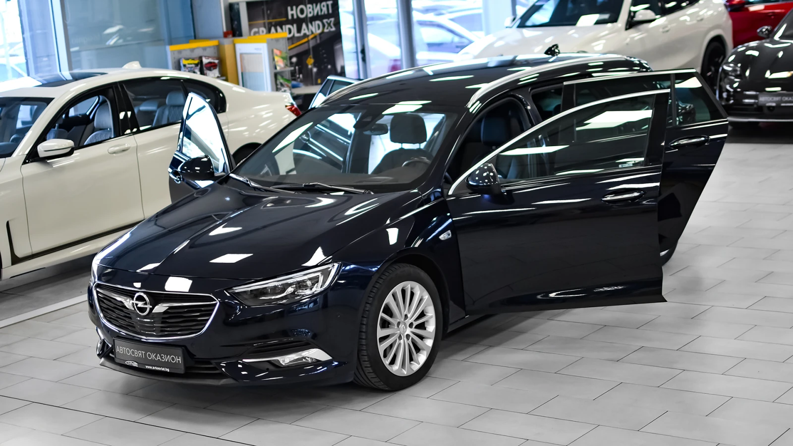 Opel Insignia Sports Tourer 2.0d Innovation Automatic, снимка 1