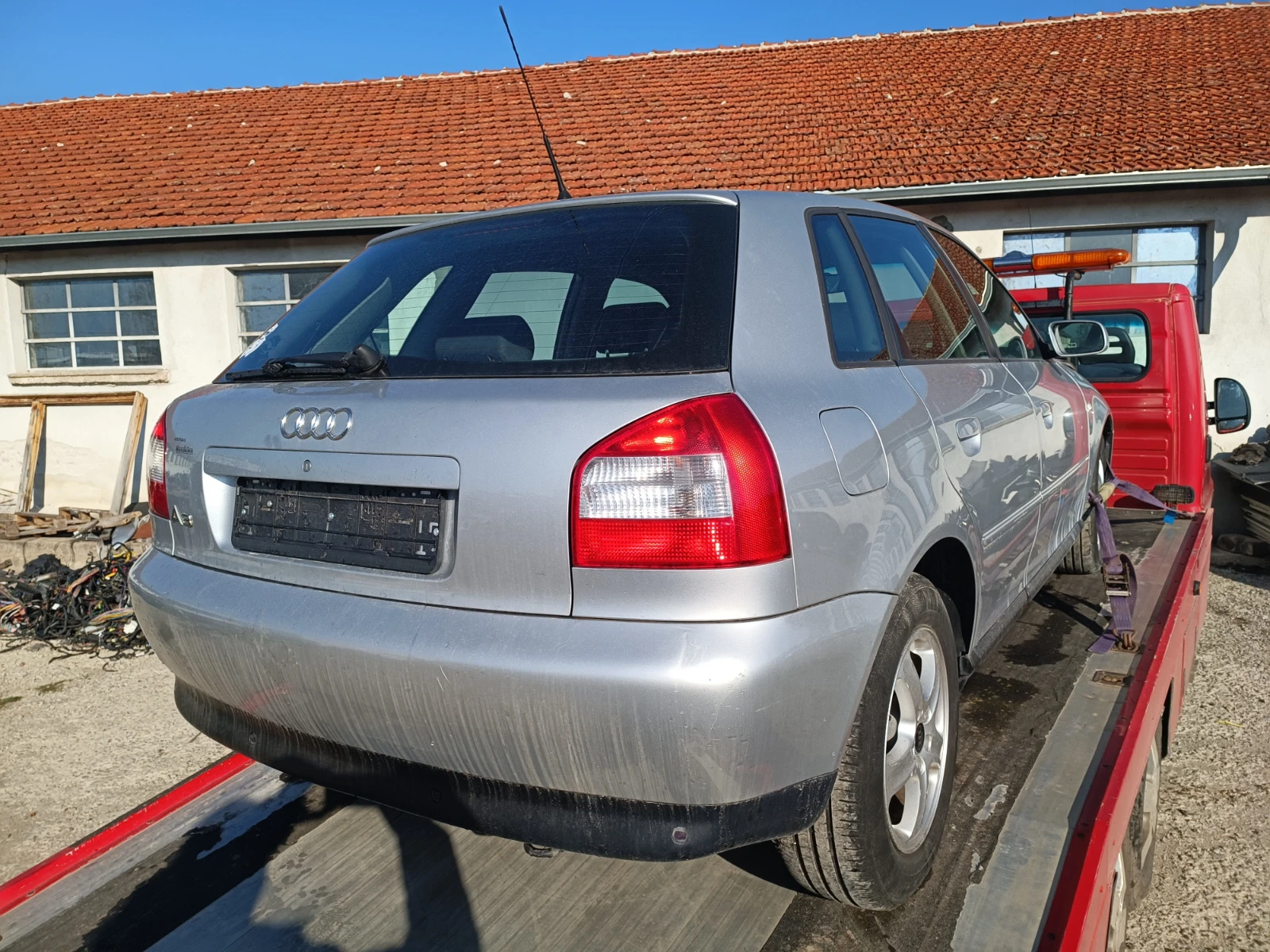 Audi A3 1.6 - изображение 3