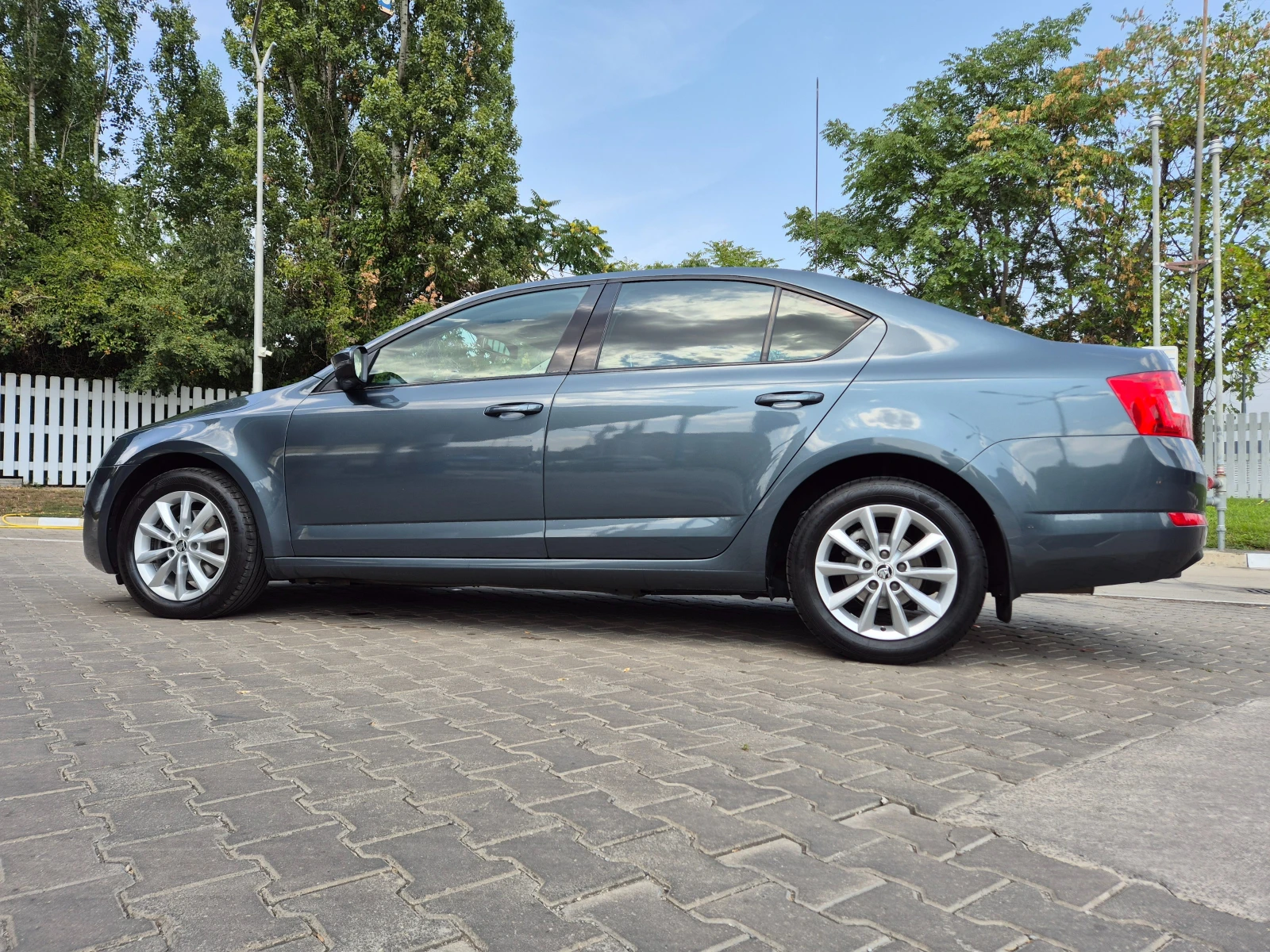 Skoda Octavia 2.0tdi - изображение 7