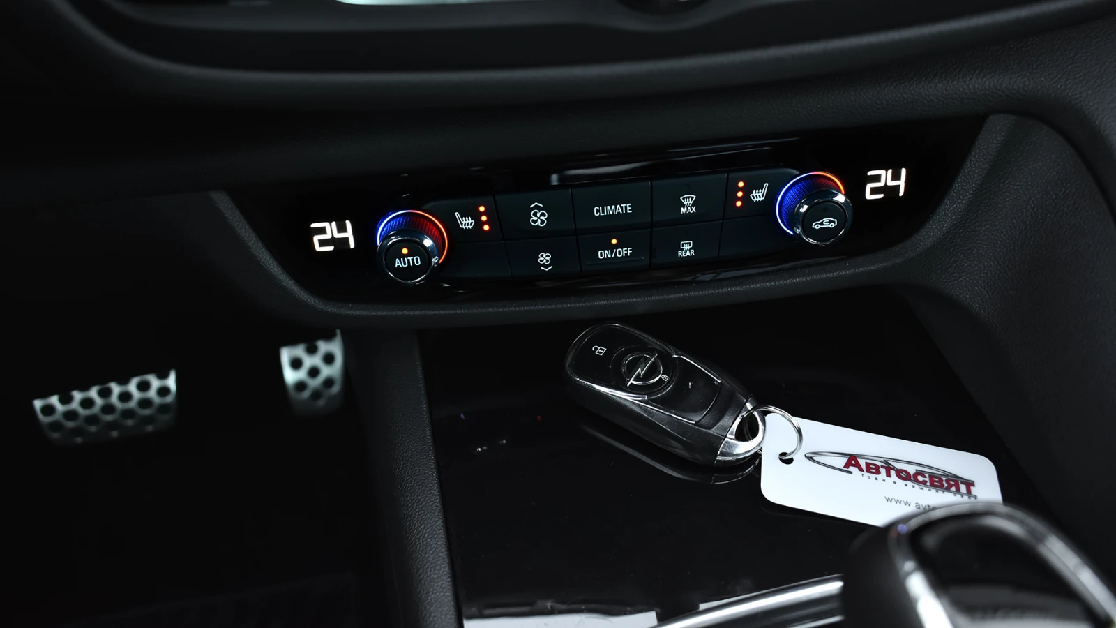 Opel Insignia Sports Tourer 2.0d Innovation Automatic | Mobile.bg   14