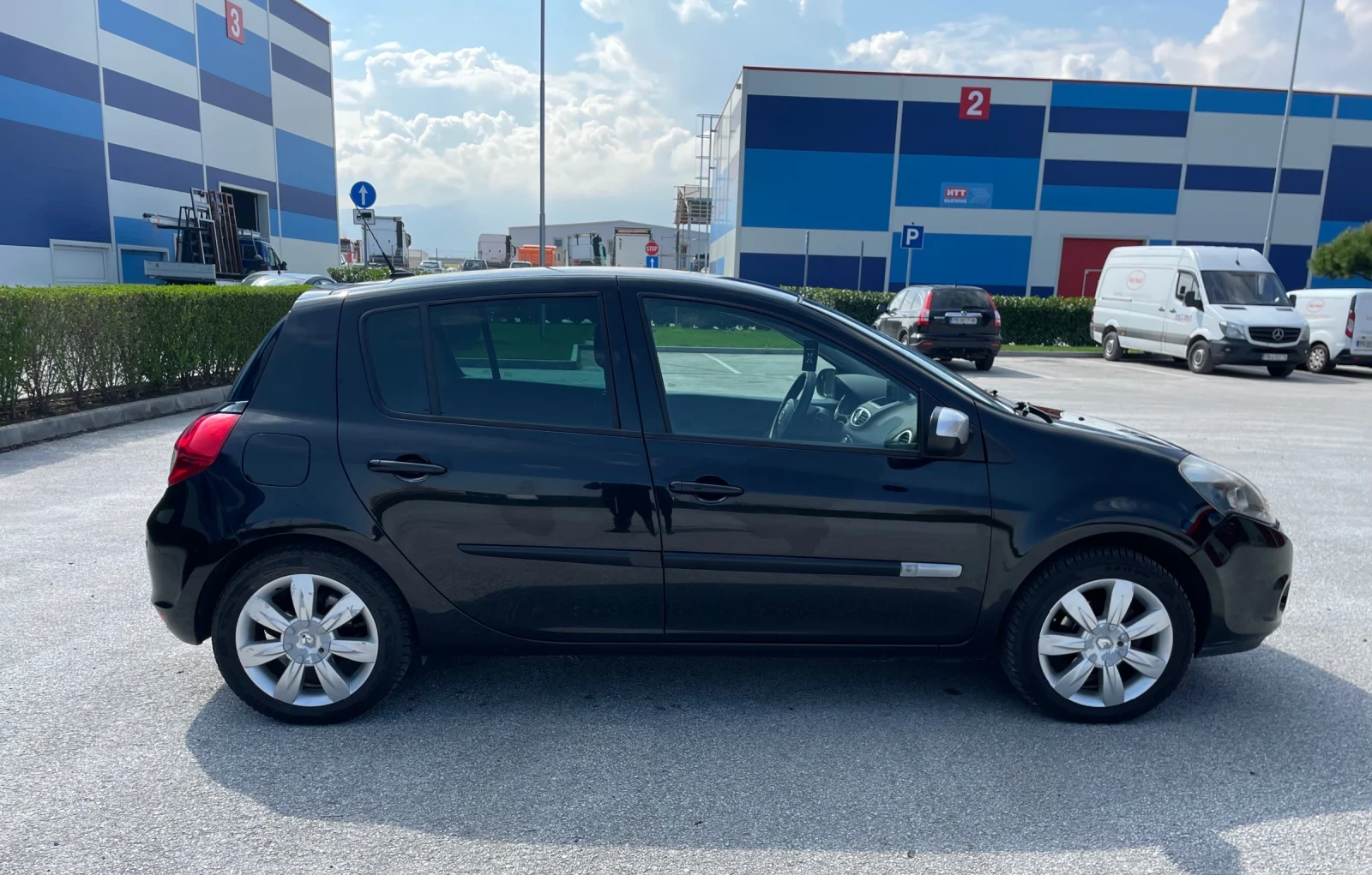 Renault Clio 1.2 ГАЗ - изображение 6