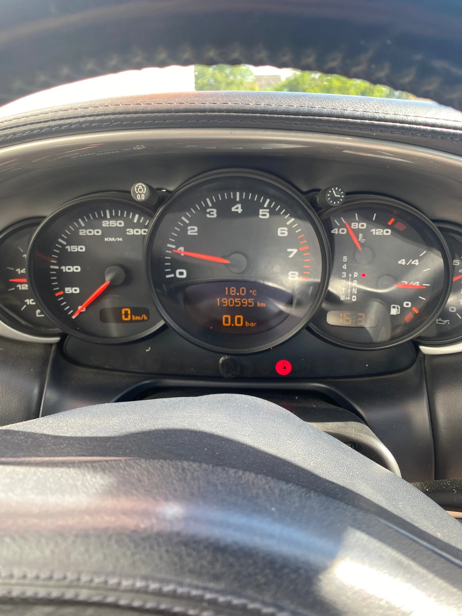 Porsche 911 Turbo - изображение 9