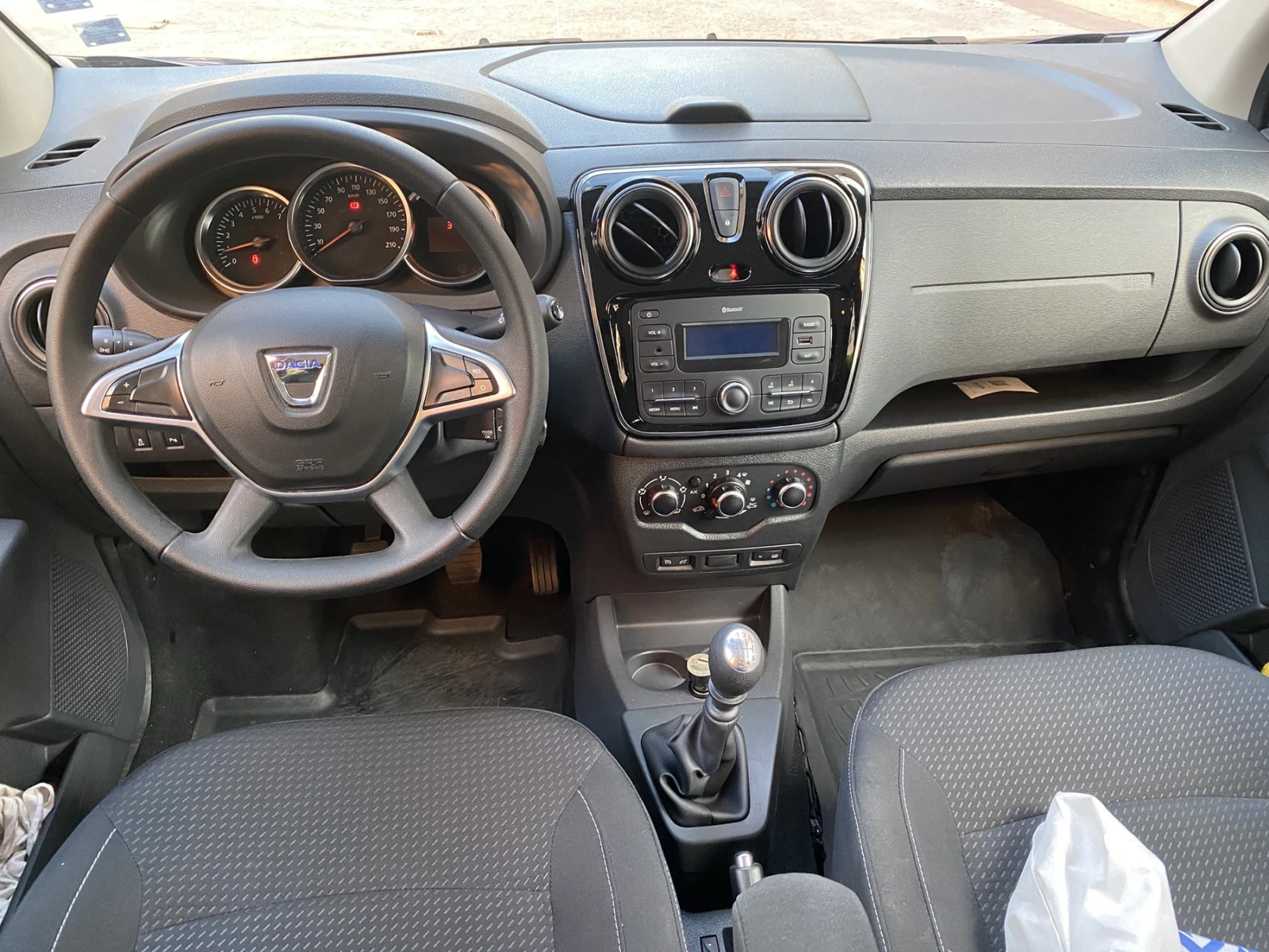 Dacia Lodgy 1.5DCI/ 13800км./6+ 1/Българска - изображение 9