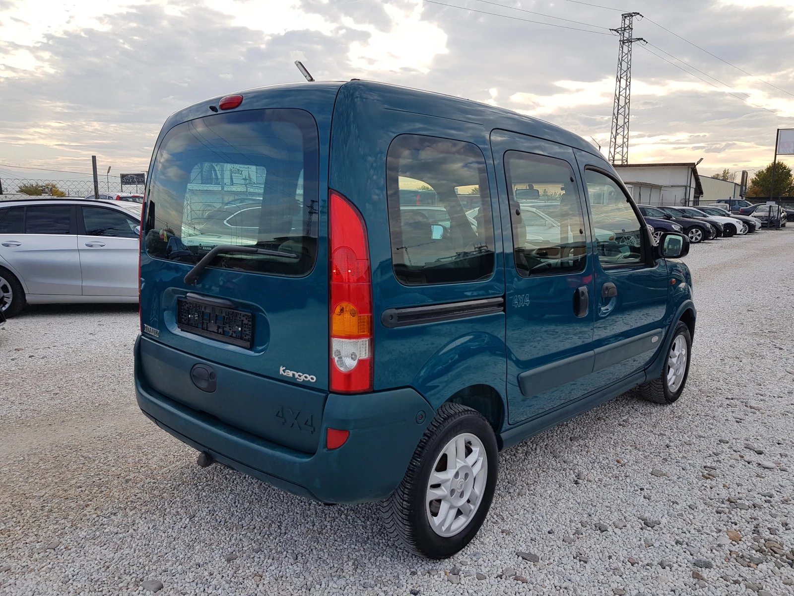 Renault Kangoo 1.6 i - 95 .. 44   | Mobile.bg   5