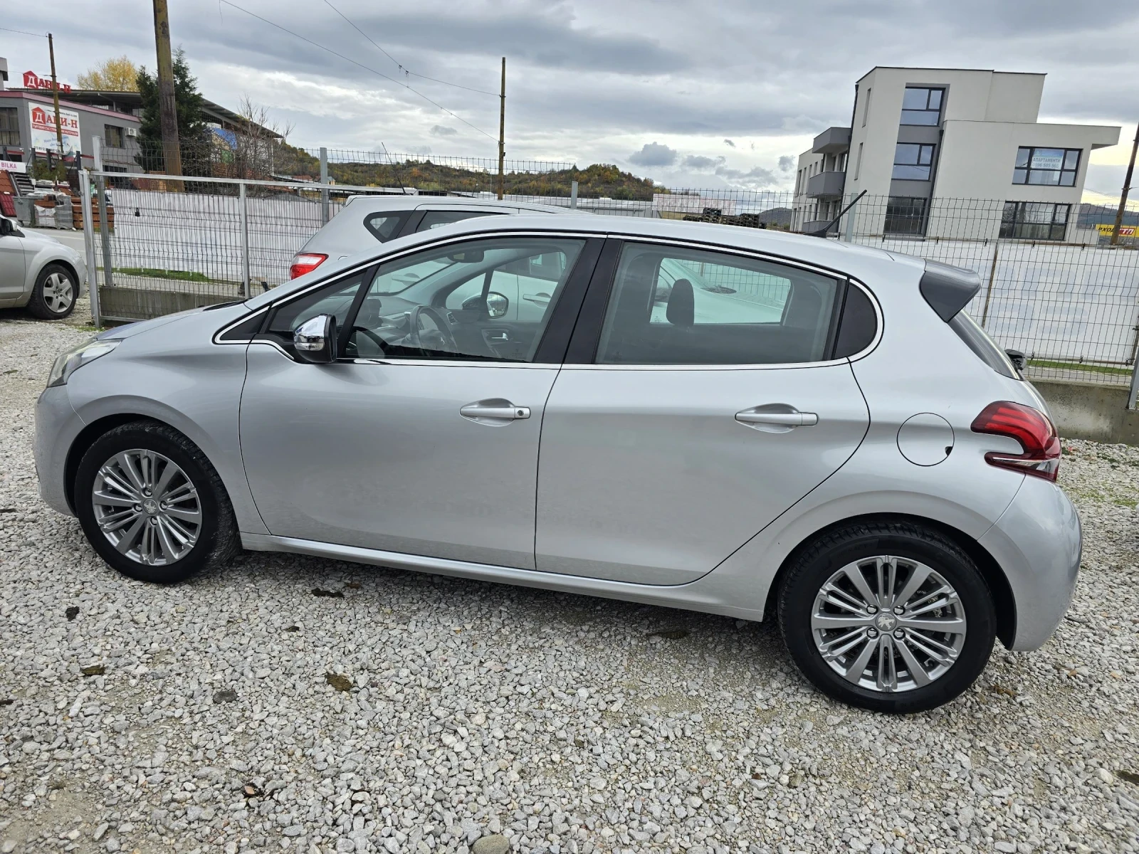 Peugeot 208 1.6 HDI ALLURE | Mobile.bg   4