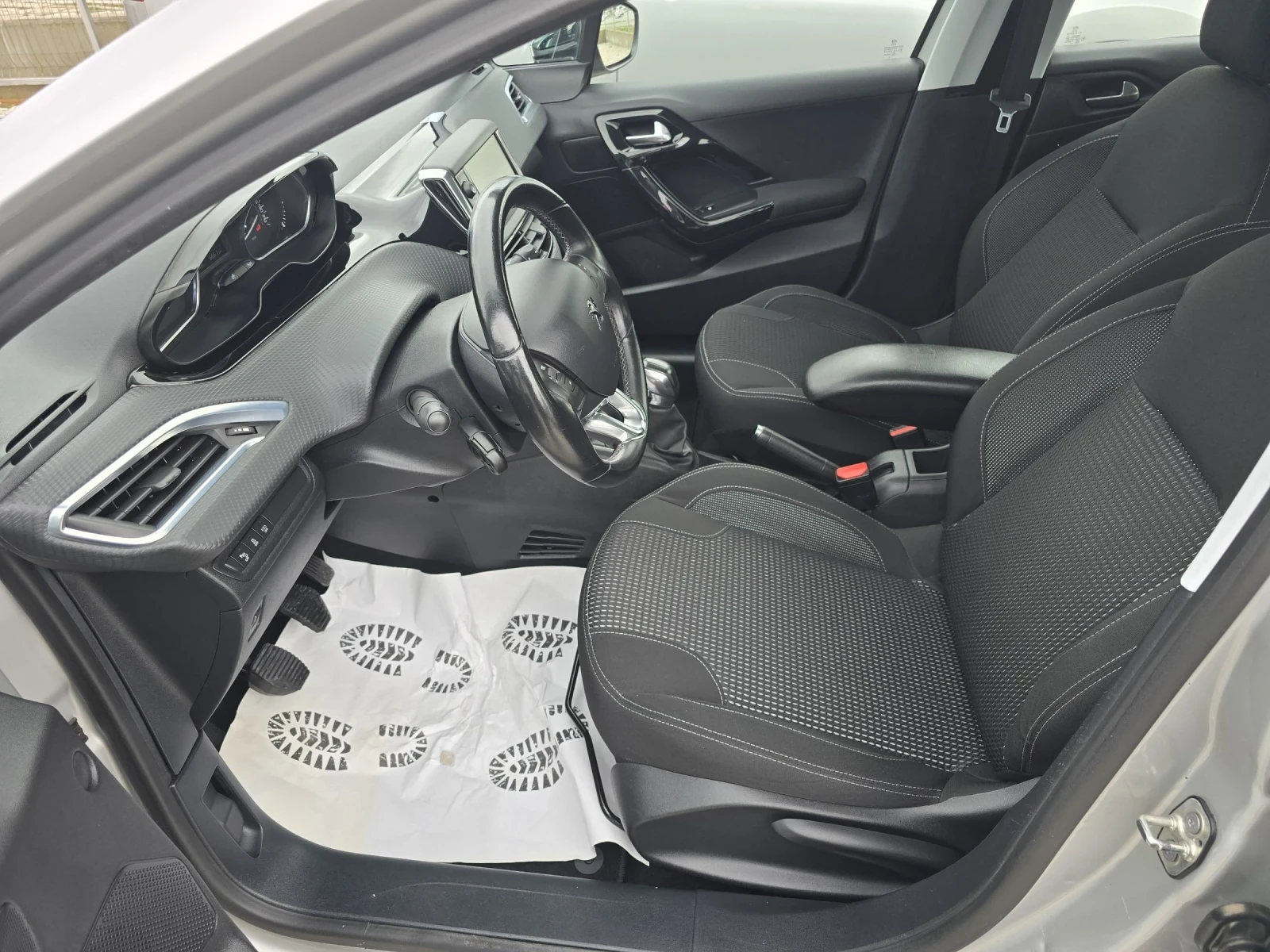 Peugeot 208 1.6 HDI ALLURE | Mobile.bg   9