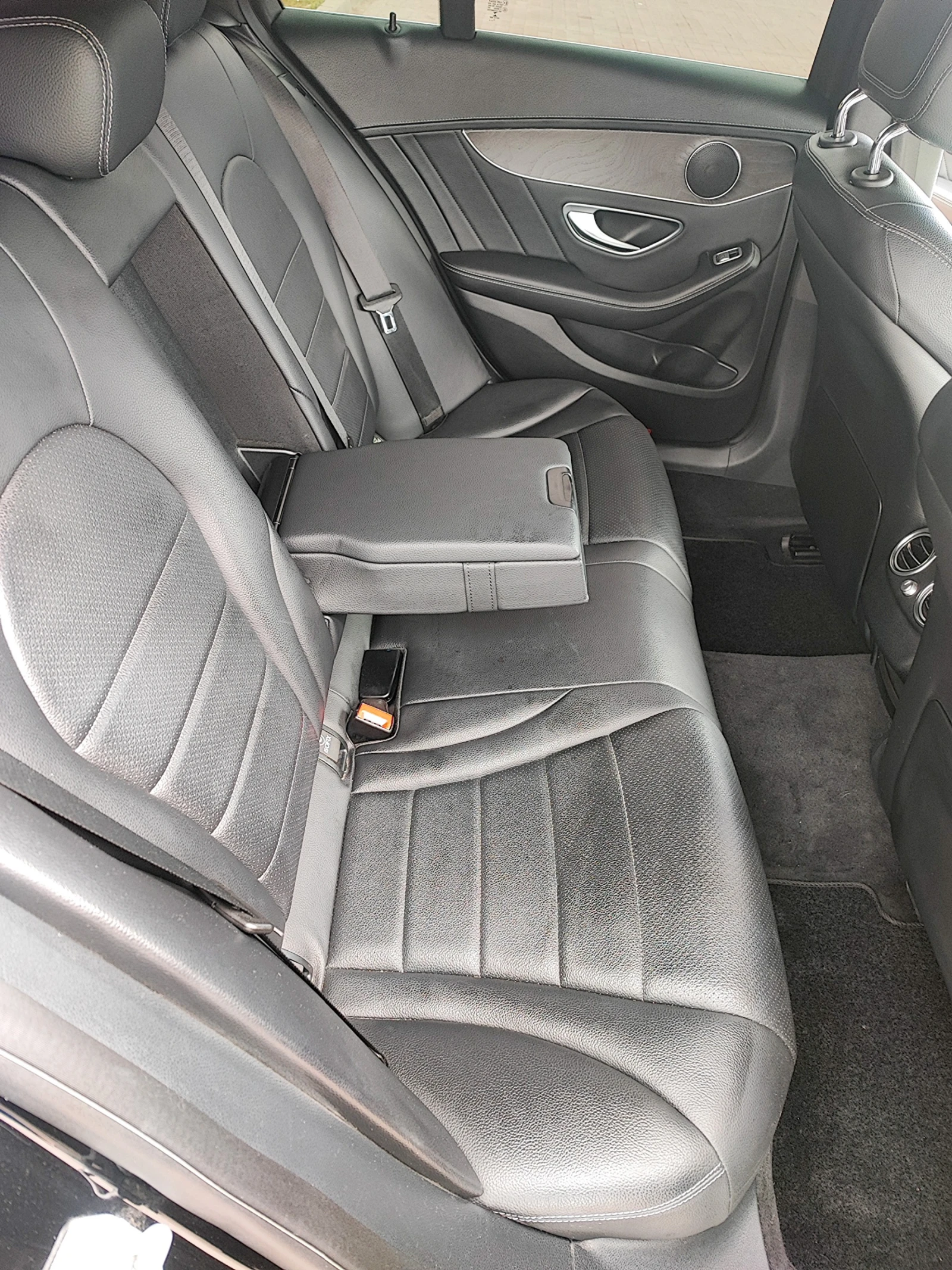 Mercedes-Benz C 250 AMG PACK, 7G-TRONIC Plus, Кожа, РЕГИСТРИРАНА - изображение 8