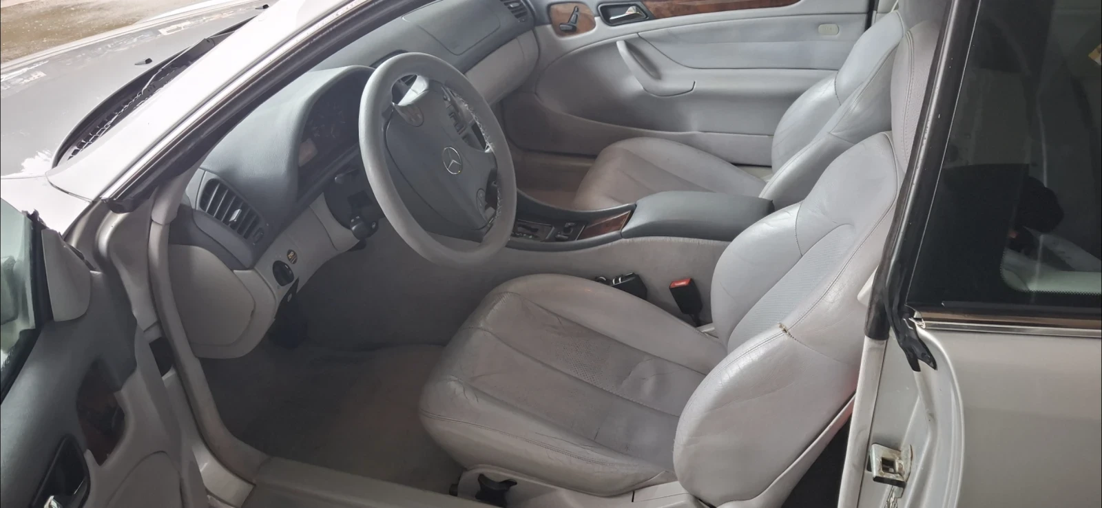 Mercedes-Benz CLK 3.2  автоматик - изображение 7