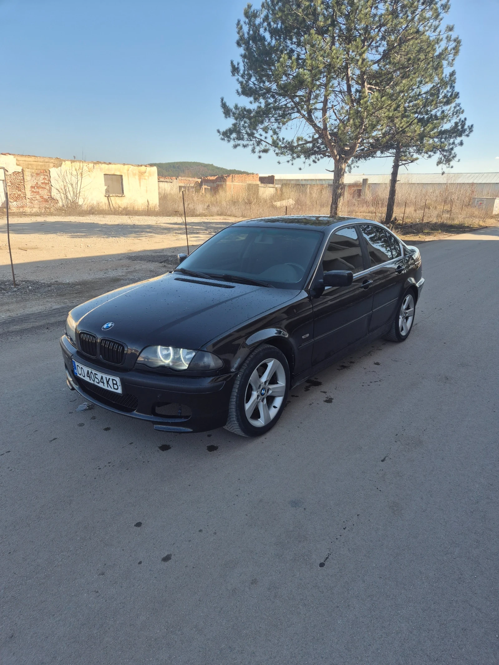 BMW 330, снимка 3 - Автомобили и джипове - 53816758