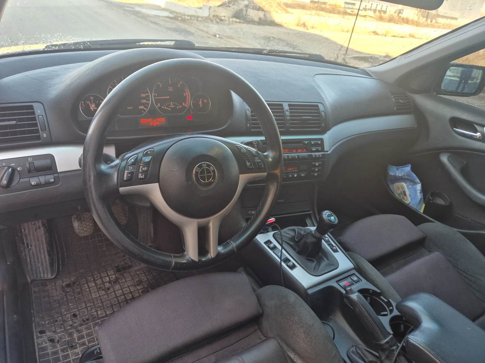 BMW 330, снимка 8 - Автомобили и джипове - 53816758