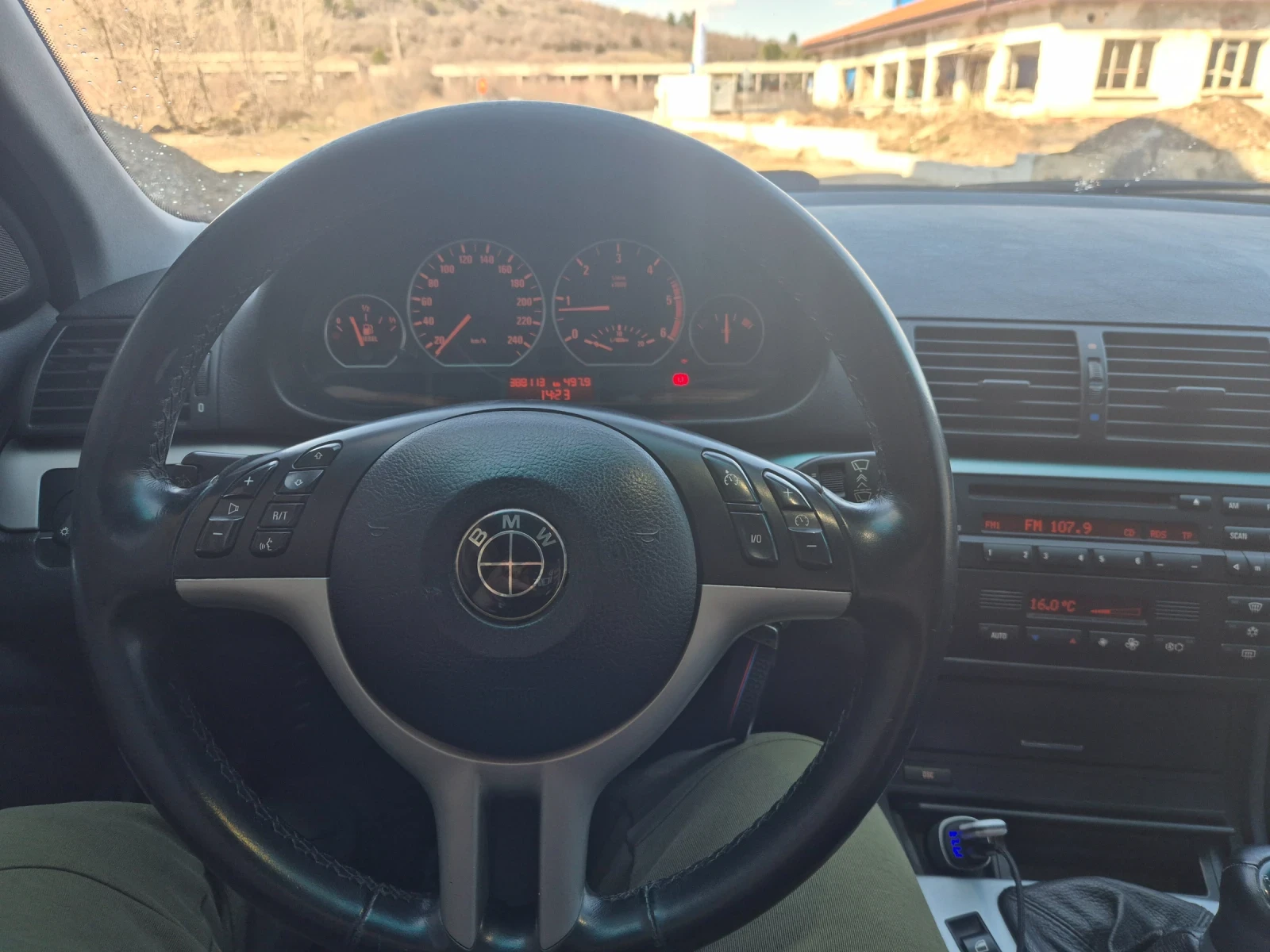 BMW 330, снимка 7 - Автомобили и джипове - 53816758