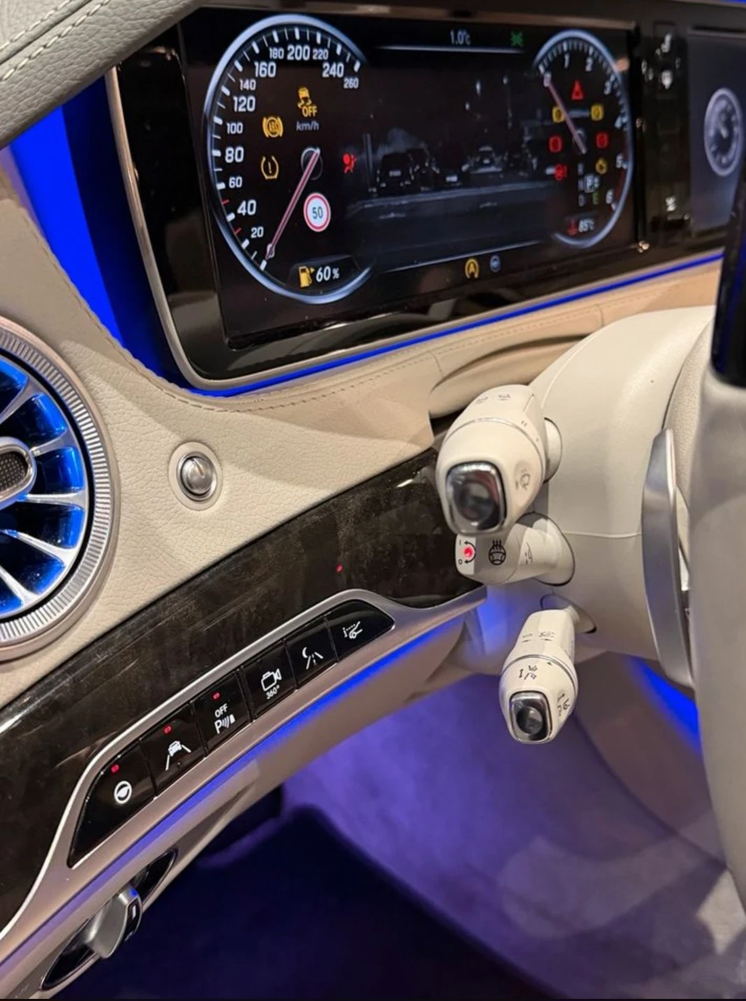 Mercedes-Benz S 350 6.3 AMG OPTIC/PANO /BURMESTER/3D/DISTR/3xTV/MASAGE, снимка 15 - Автомобили и джипове - 54021113