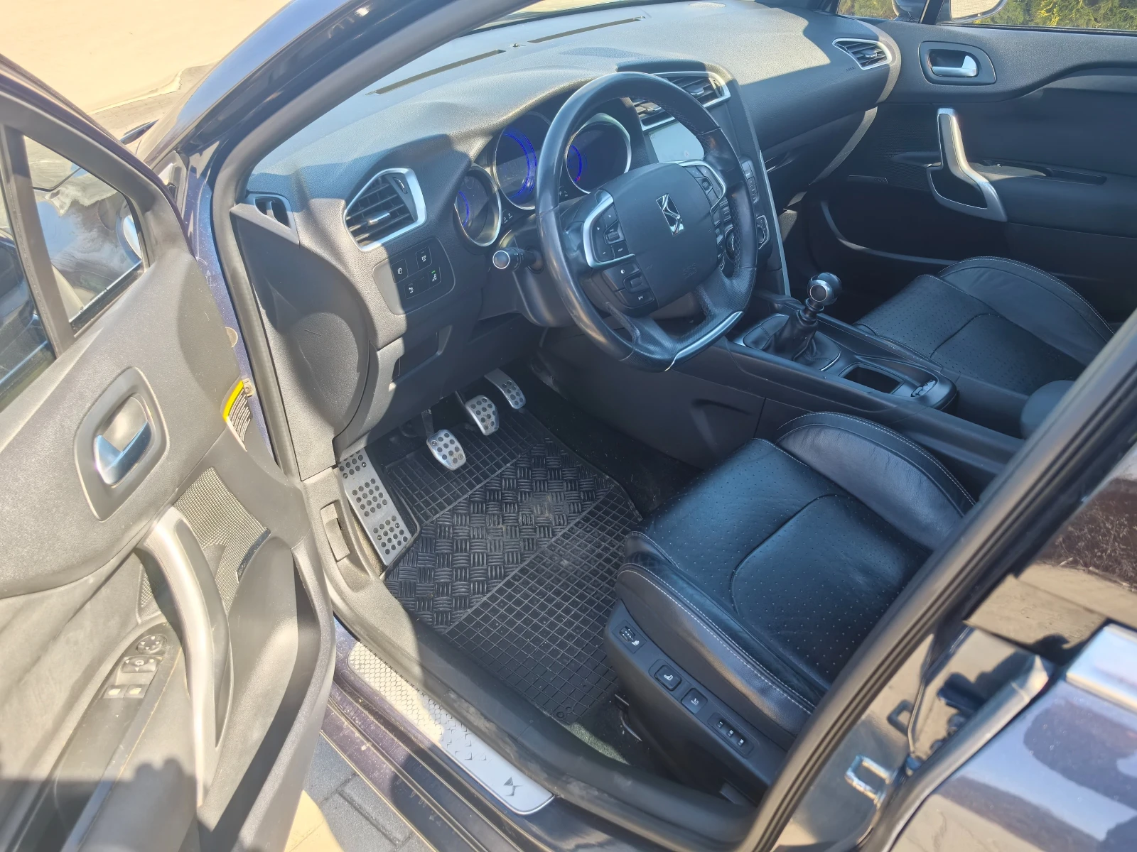 Citroen DS4 2.0HDI 163kc EXCLUSIVE , снимка 8 - Автомобили и джипове - 54033409