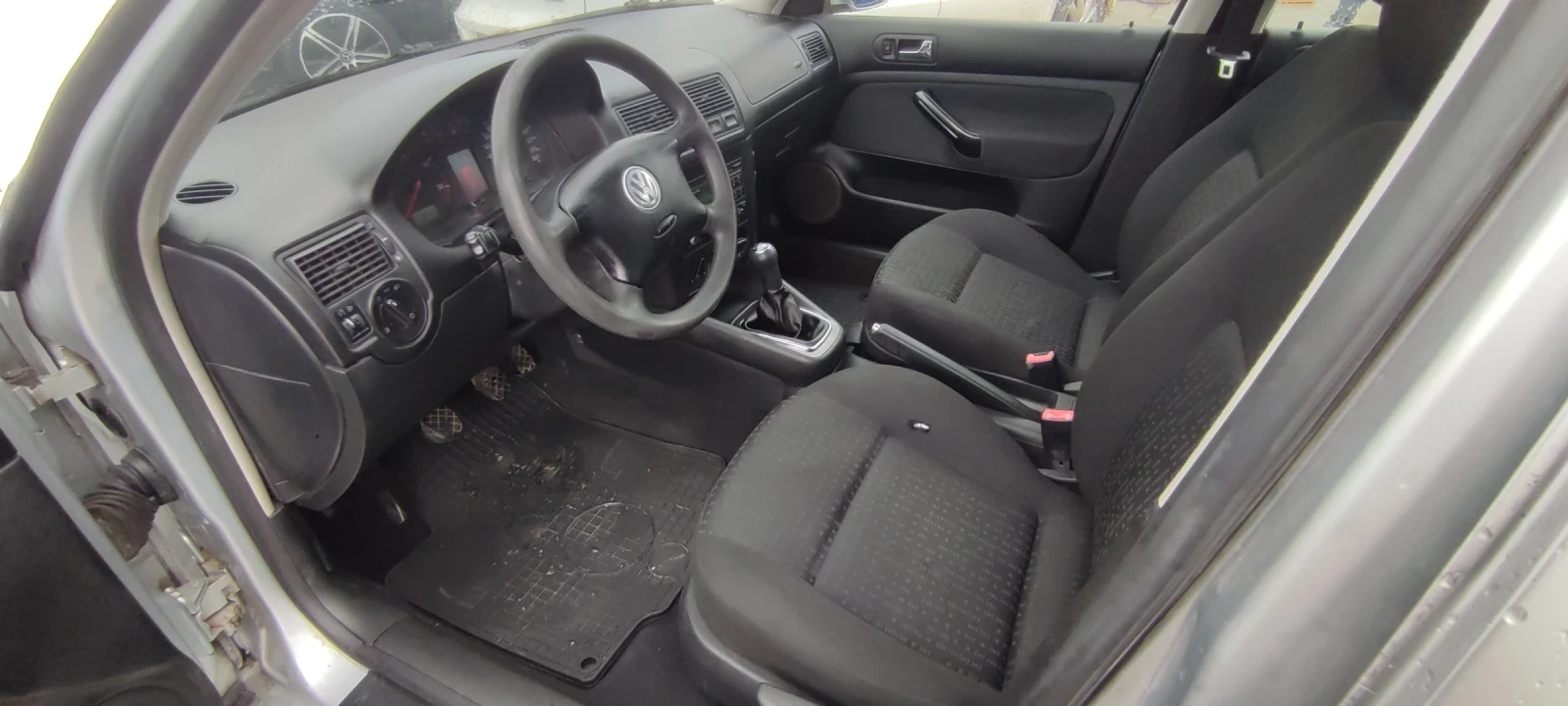 VW Golf Variant 1.9 TDI, снимка 8 - Автомобили и джипове - 54349459