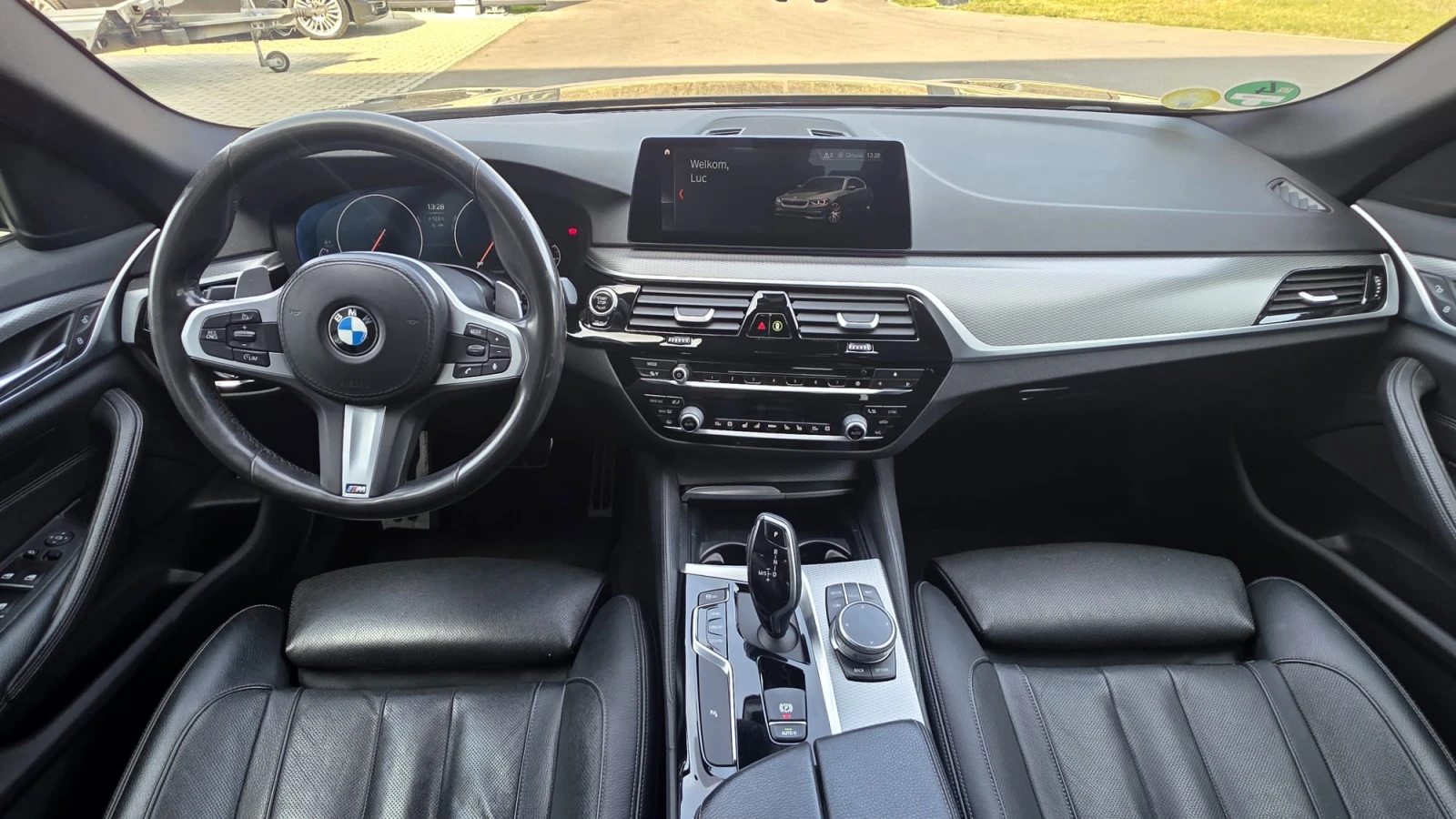 BMW 520 520 M-Pack, снимка 9 - Автомобили и джипове - 54333715