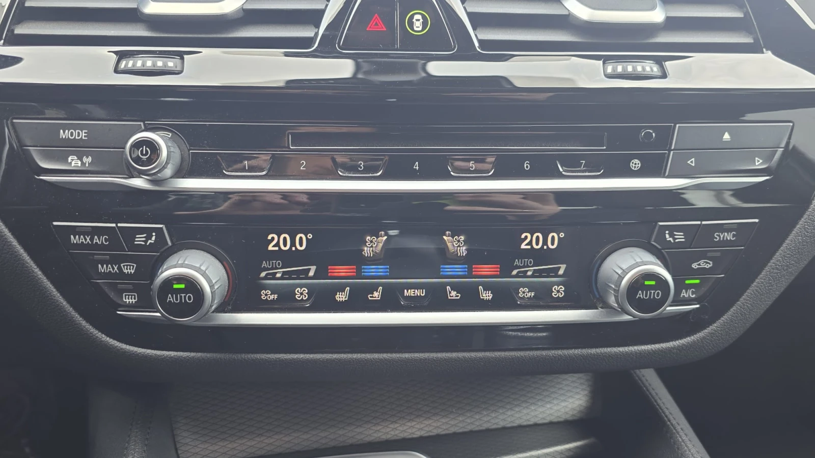 BMW 520 520 M-Pack, снимка 11 - Автомобили и джипове - 54333715