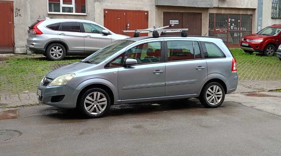 Opel Zafira В, снимка 15 - Автомобили и джипове - 54465209