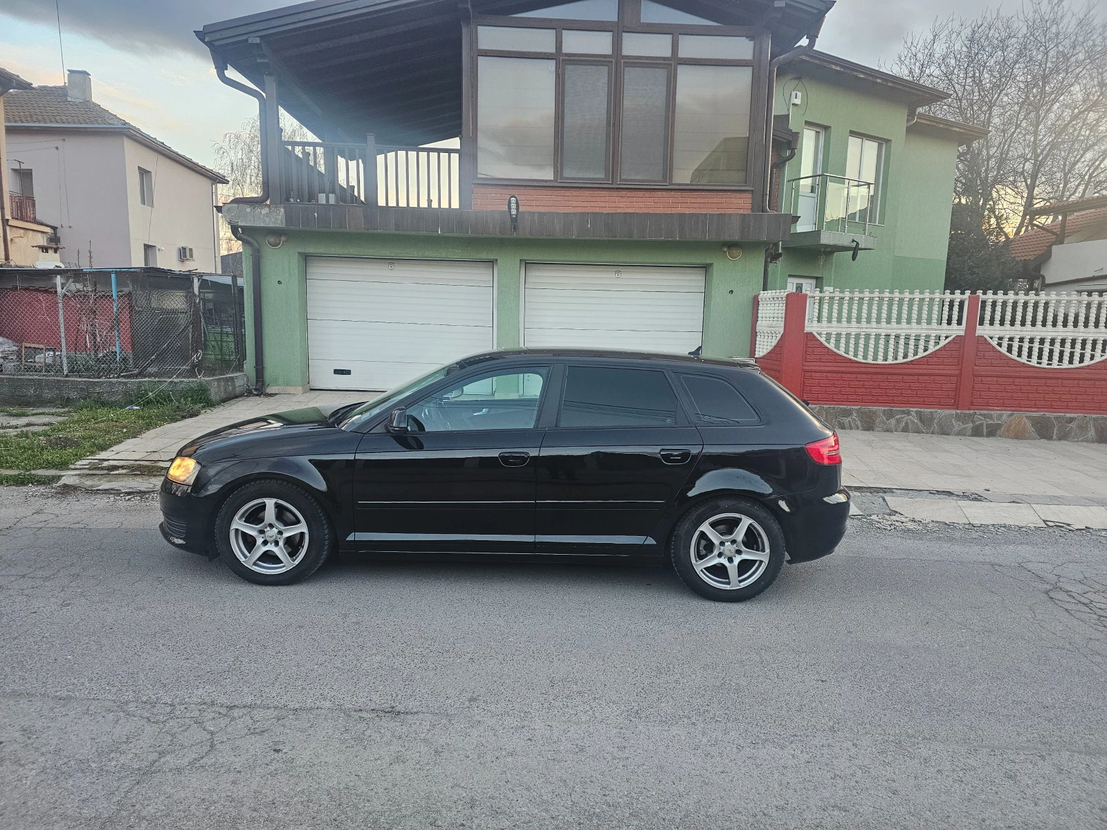 Audi A3 1.6 Газ-Инж-Гаражно, снимка 8 - Автомобили и джипове - 54556836