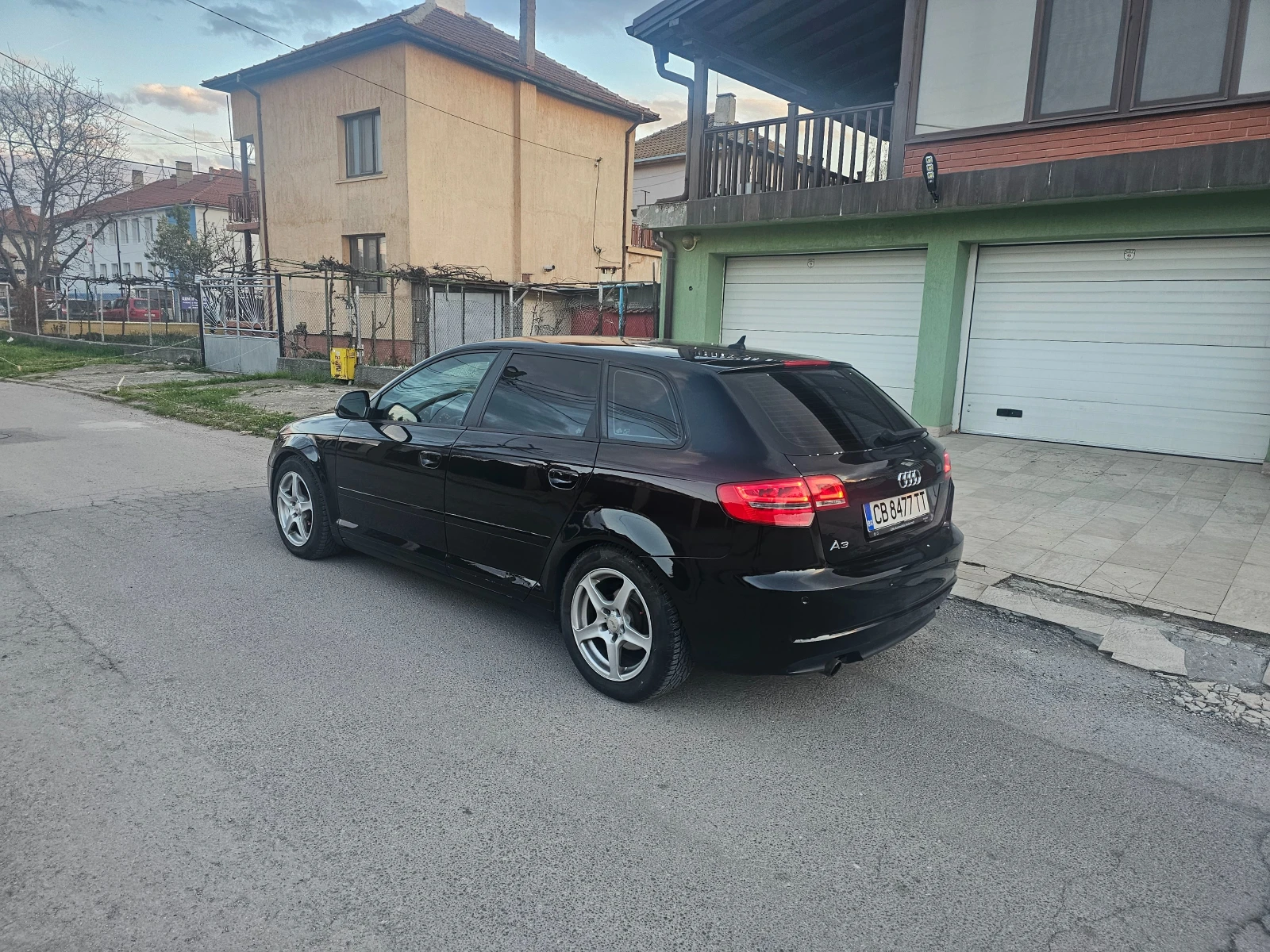 Audi A3 1.6 Газ-Инж-Гаражно, снимка 7 - Автомобили и джипове - 54556836