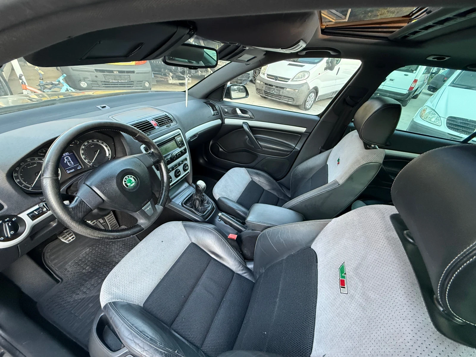Skoda Octavia 170 VRS ЛИЗИНГ, снимка 9 - Автомобили и джипове - 54763017