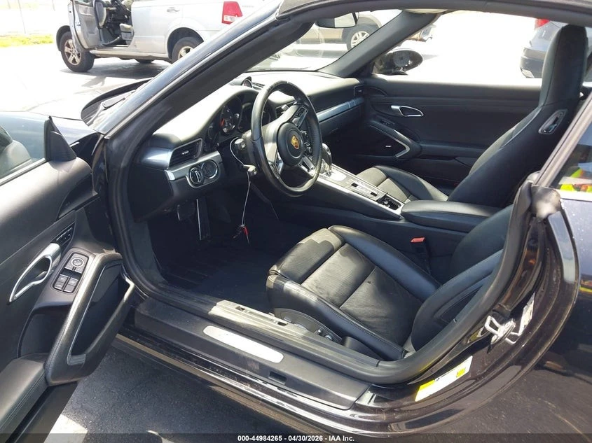 Porsche 911 * CARRERA* KEYLESS* Camera* , снимка 10 - Автомобили и джипове - 55049251