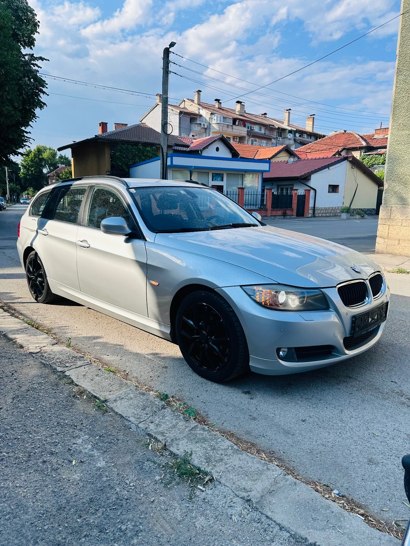 BMW 318 2.0 318d, снимка 14 - Автомобили и джипове - 55438964