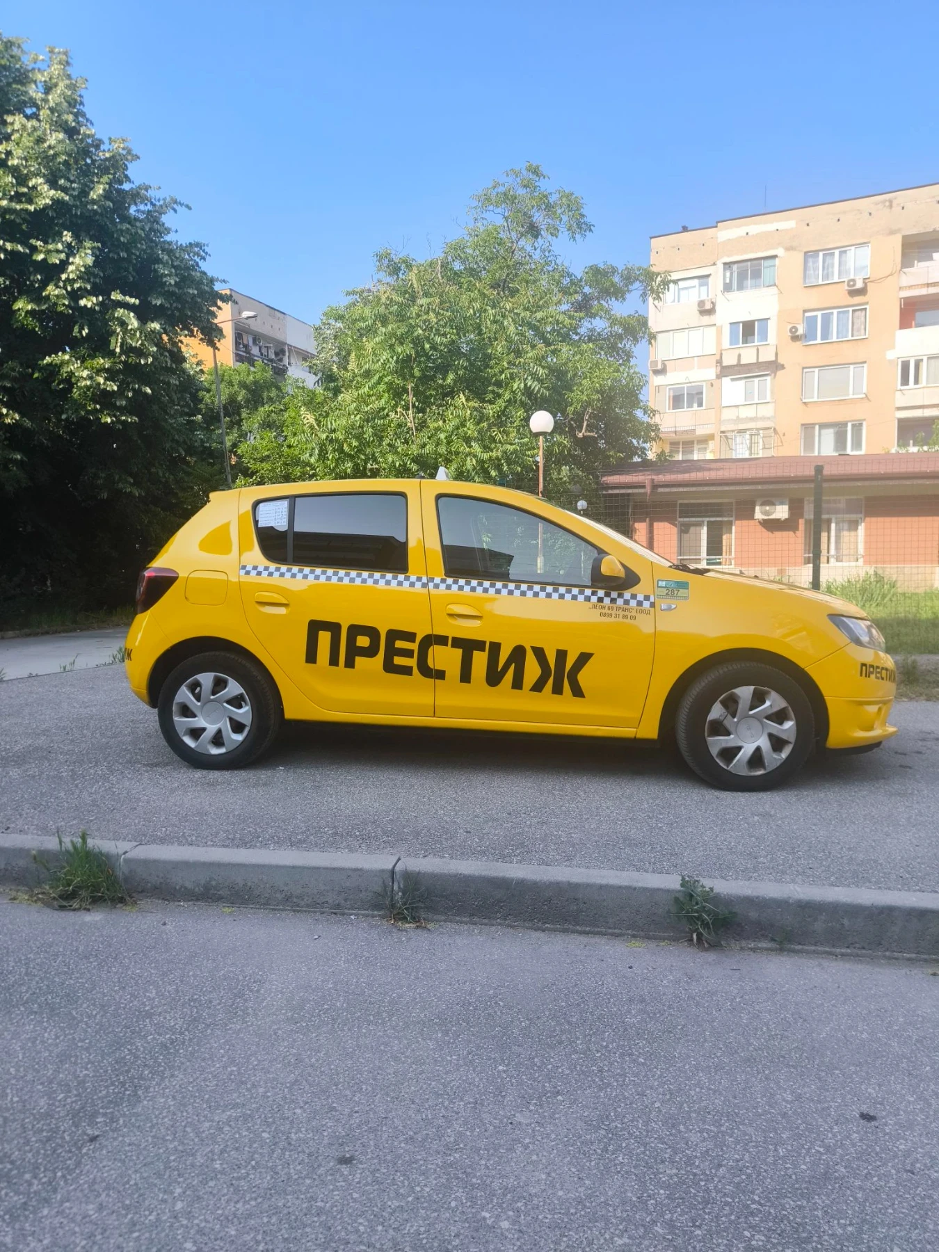Dacia Sandero, снимка 2 - Автомобили и джипове - 55590955