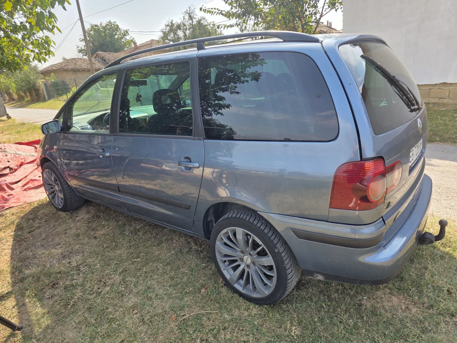 VW Sharan Обслужен и без номер на талона , снимка 5 - Автомобили и джипове - 56070767
