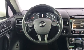 VW Touareg * 3.0TDI* BLUEMOTION* КОЖА* ПОДГРЕВ* ПАНОРАМА* , снимка 13