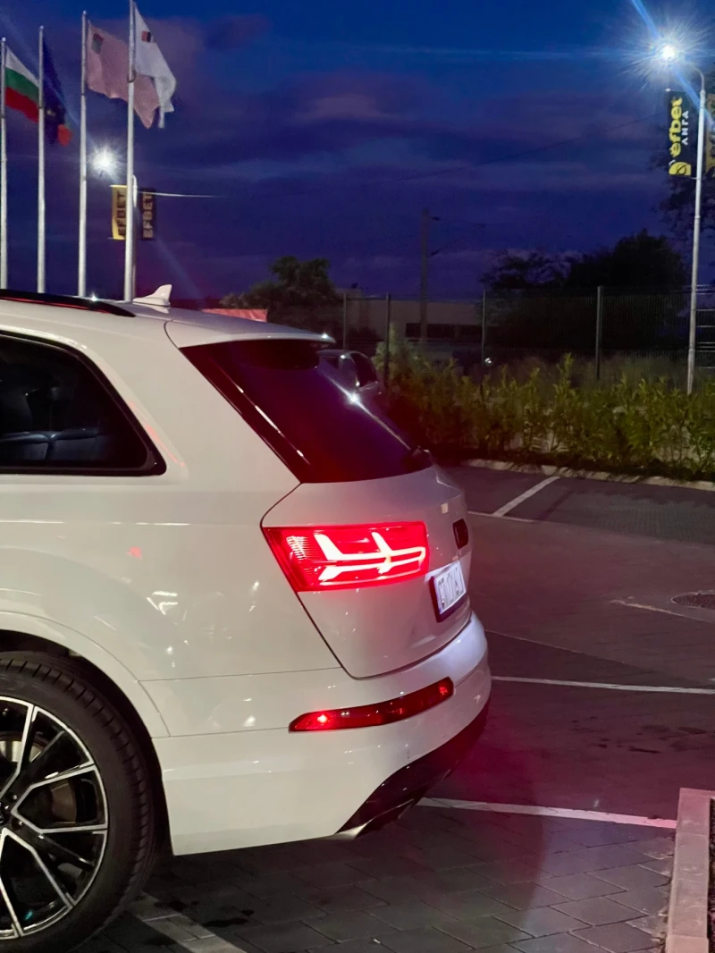 Audi Q7 SQ7/22 /Панорама/7м/Бартер, снимка 2 - Автомобили и джипове - 48487523