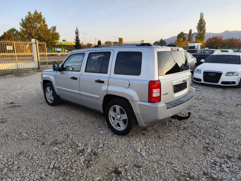 Jeep Patriot 2.0 дизел 4х4, снимка 8 - Автомобили и джипове - 47813359