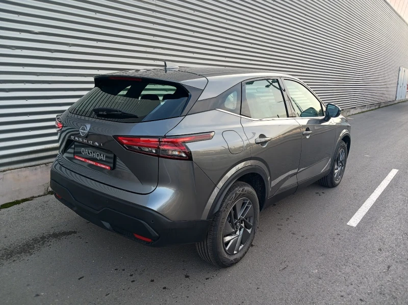 Nissan Qashqai 1.3DiG-T 2WD, снимка 4 - Автомобили и джипове - 48141516