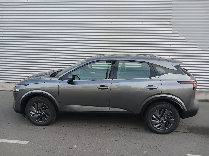 Nissan Qashqai 1.3DiG-T 2WD, снимка 1 - Автомобили и джипове - 48141516