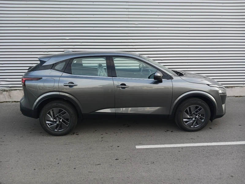 Nissan Qashqai 1.3DiG-T 2WD, снимка 3 - Автомобили и джипове - 48141516