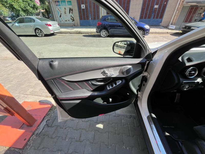 Mercedes-Benz GLC 43 AMG GLC 43 AMG NIGHT PACKAGE , снимка 15 - Автомобили и джипове - 51131276