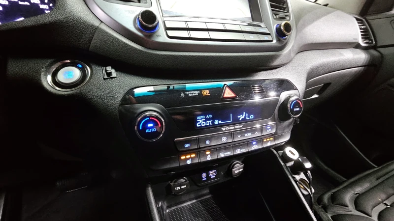 Hyundai Tucson 2.0 2WD MODERN autogeorge.com, снимка 14 - Автомобили и джипове - 51903142