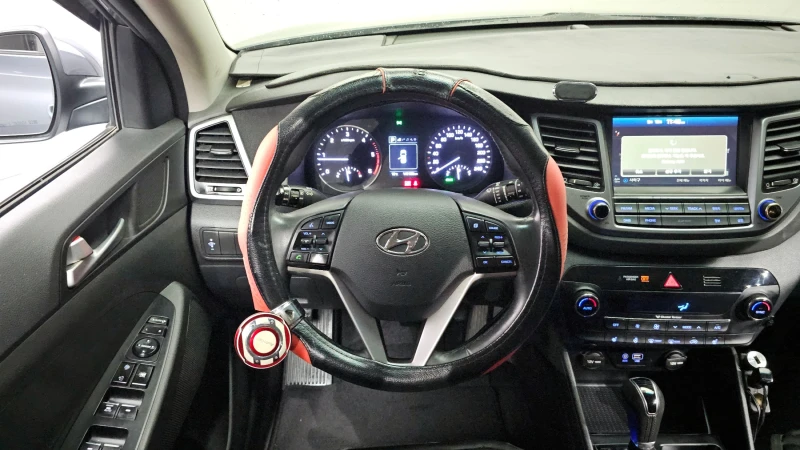 Hyundai Tucson 2.0 2WD MODERN autogeorge.com, снимка 12 - Автомобили и джипове - 51903142