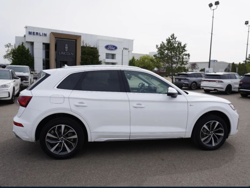 Audi Q5 2.0T* FACELIFT* MATRIX* ДИГИТАЛНО* ТАБЛО* 360КАМЕР, снимка 5 - Автомобили и джипове - 51896908