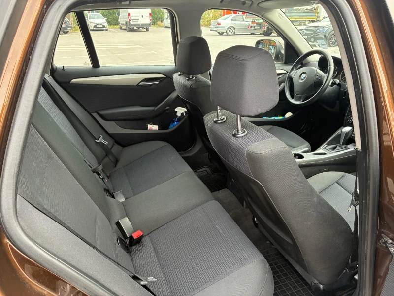 BMW X1, снимка 10 - Автомобили и джипове - 52475070