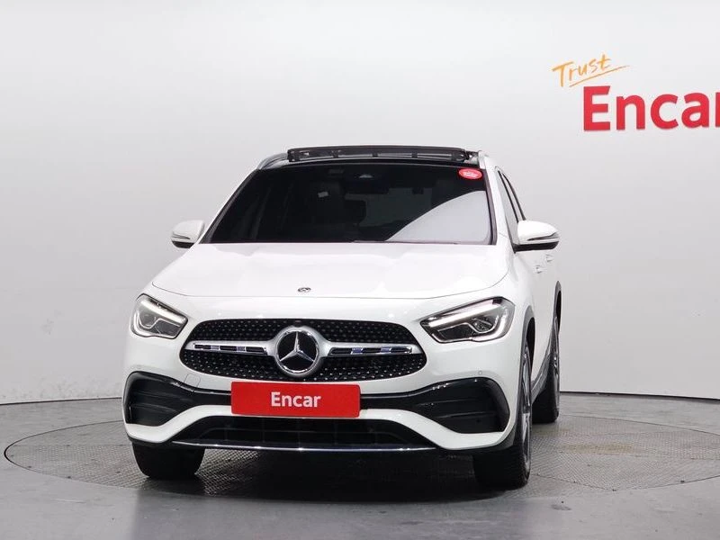 Mercedes-Benz GLA GLA250 4MATIC| 224к.с.| ВКЛ.ТЕХНОТЕСТ, снимка 3 - Автомобили и джипове - 55172379