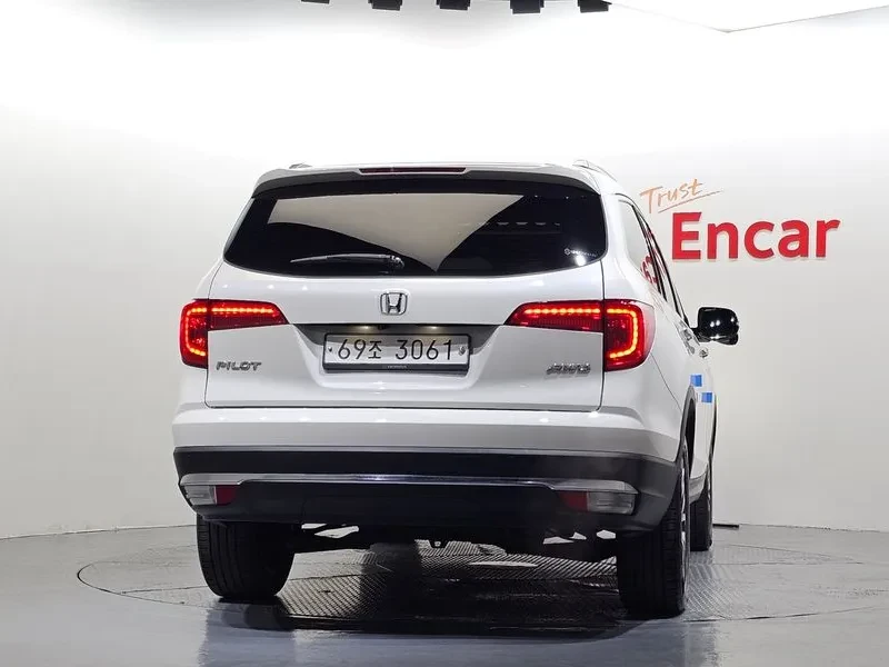 Honda Pilot 3.5/4WD/7 МЕСТА, снимка 4 - Автомобили и джипове - 56733375