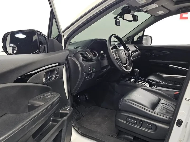Honda Pilot 3.5/4WD/7 МЕСТА, снимка 10 - Автомобили и джипове - 56733375