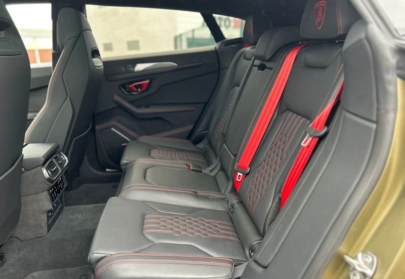 Lamborghini Urus 4.0 V8 Plug-in Hybrid 4WD , снимка 9 - Автомобили и джипове - 56739886