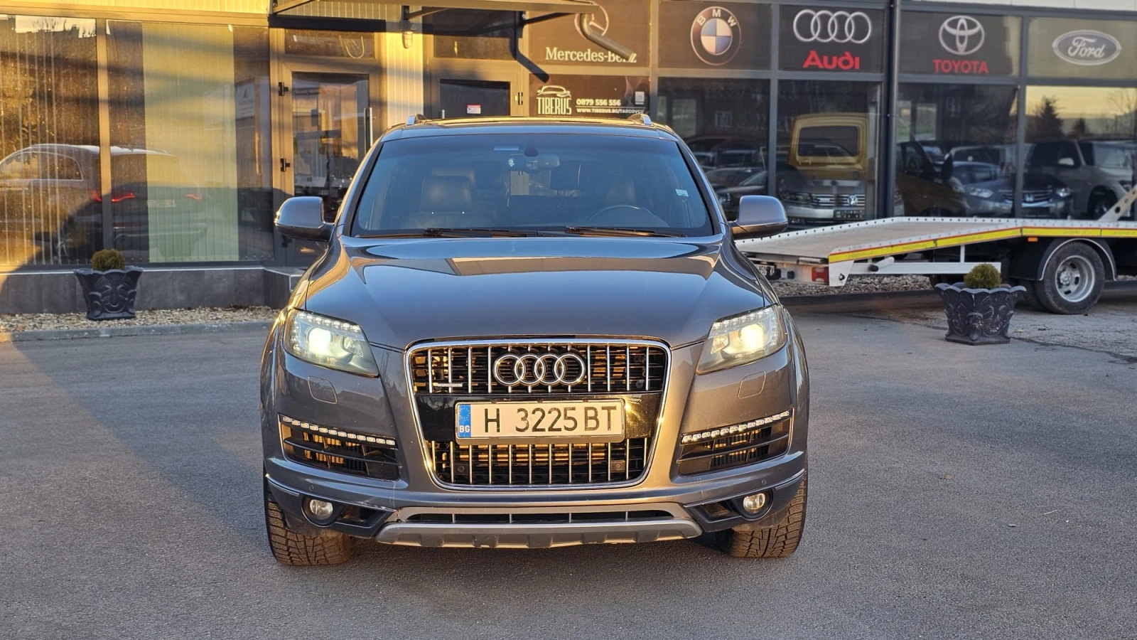 Audi Q7 3.0TDi 4x4 AUTO FACE 7МЕСТА-ФУЛ-ТОП СЪСТ.-ЛИЗИНГ - изображение 2