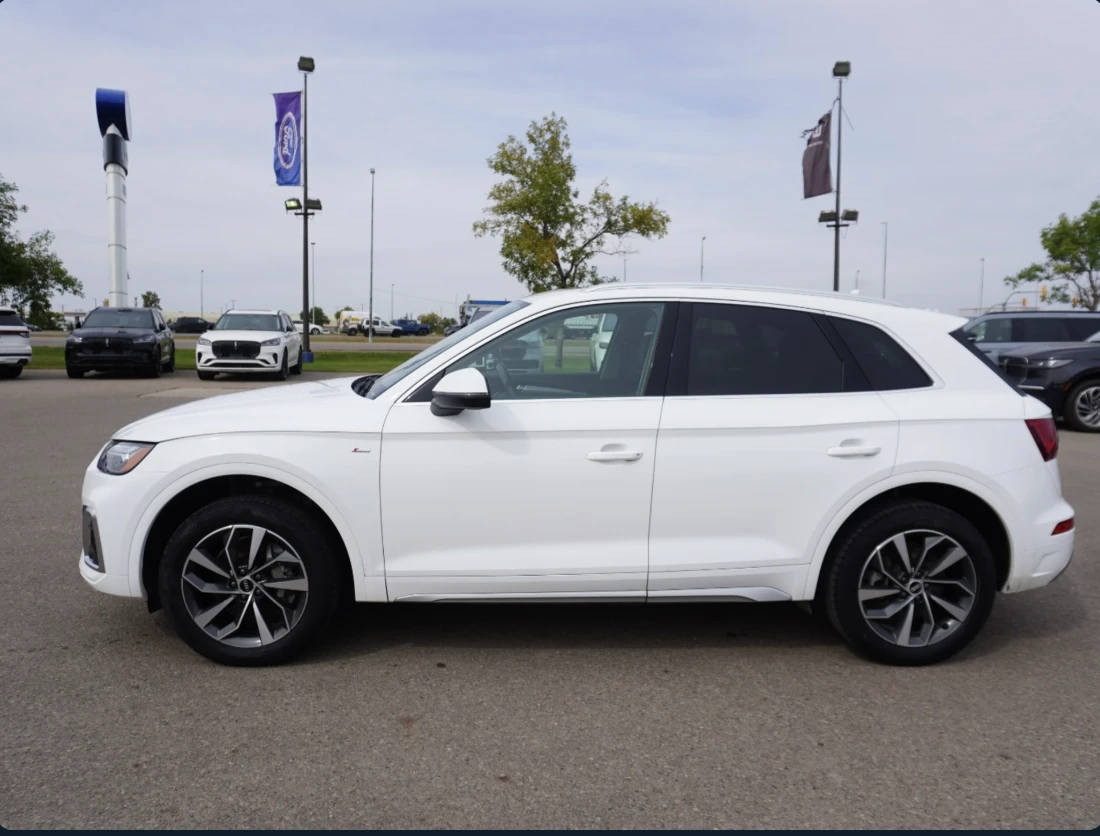 Audi Q5 2.0T* FACELIFT* MATRIX* ДИГИТАЛНО* ТАБЛО* 360КАМЕР - изображение 6