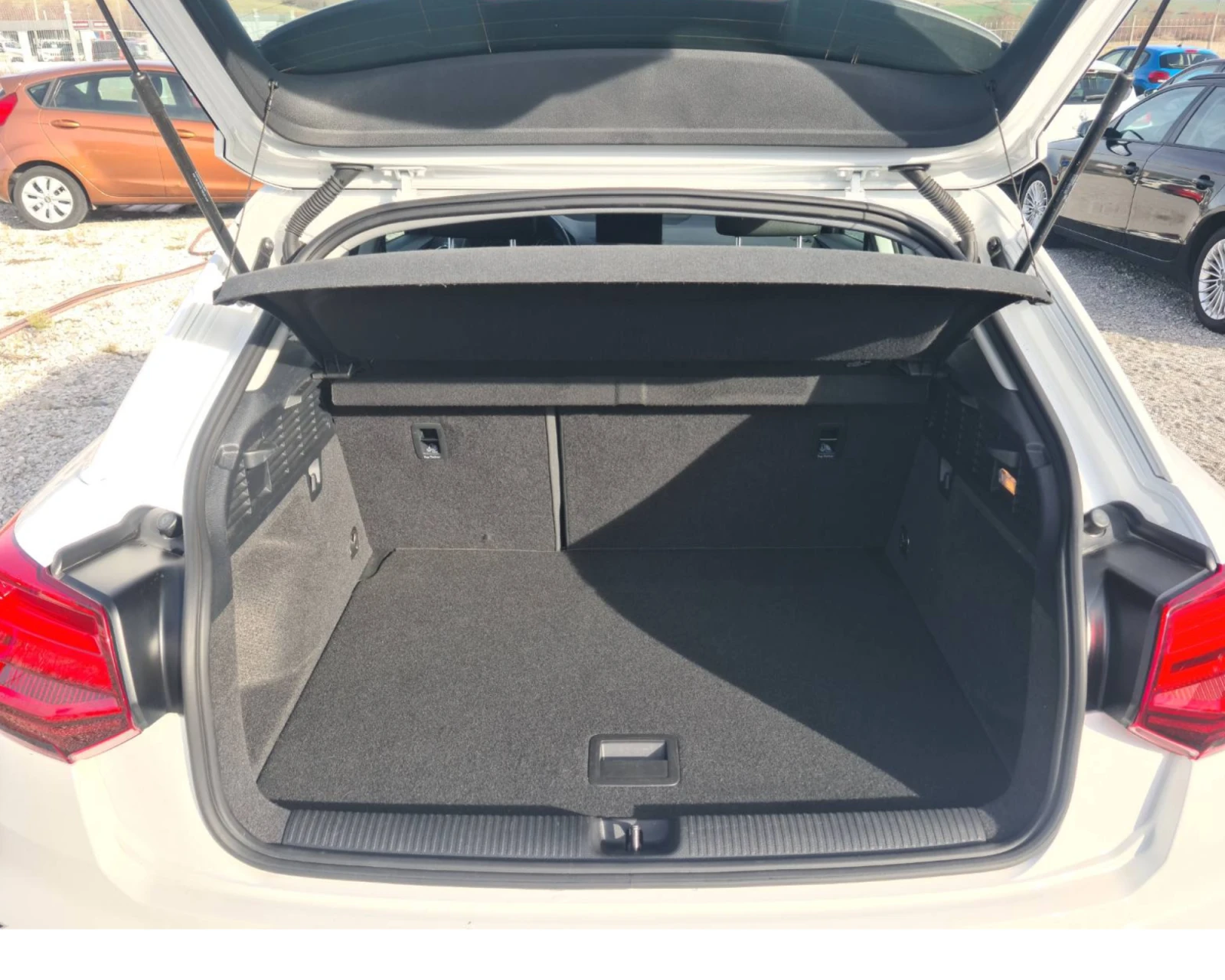 Audi Q2  1.6 TDI 116 ks TOP - изображение 3