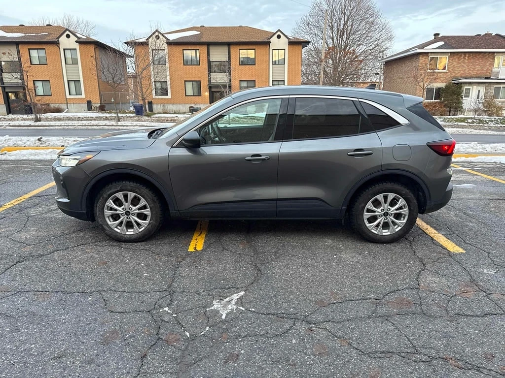 Ford Escape 2023 Active * CARFAX * БЕЗ ПЪРВОНАЧАЛНА ВНОСКА - изображение 3