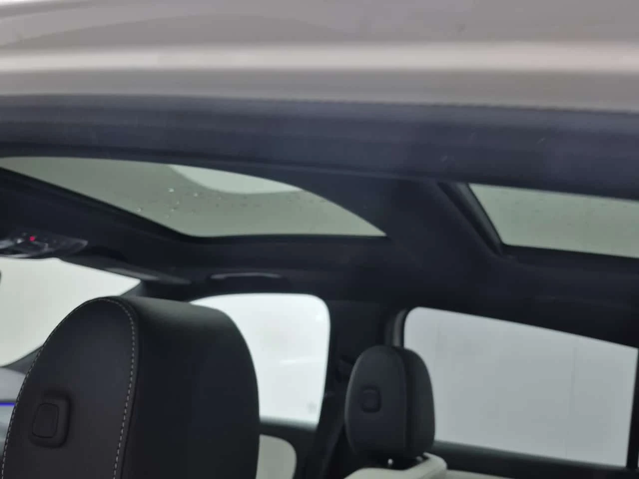 Mercedes-Benz GLC 250 / CARFAX / 360 / DIS / AMBIENT , снимка 12 - Автомобили и джипове - 53825297