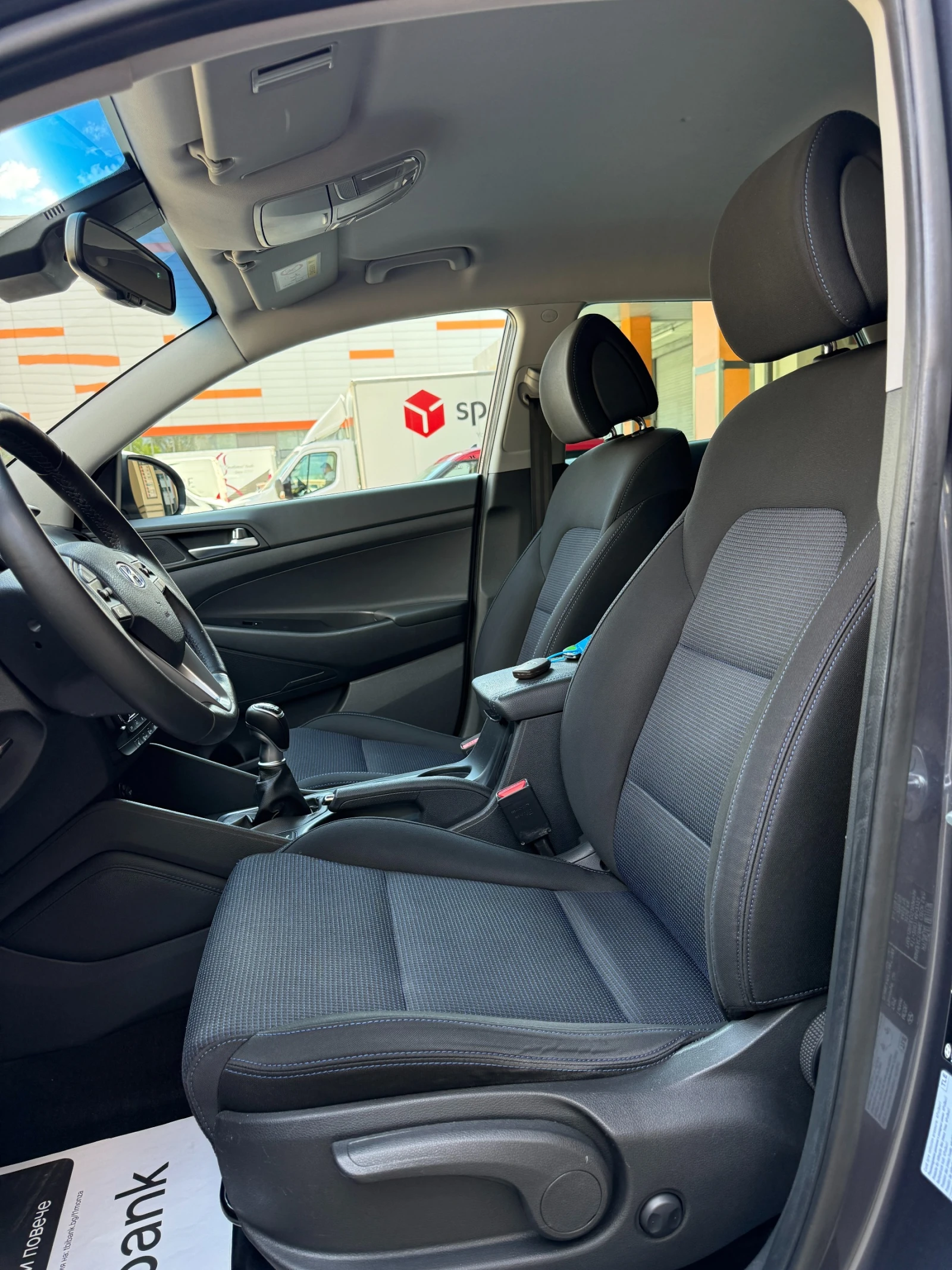 Hyundai Tucson 2.0 CRDI* X-POSSIBLE* 4x4* , снимка 7 - Автомобили и джипове - 54440957